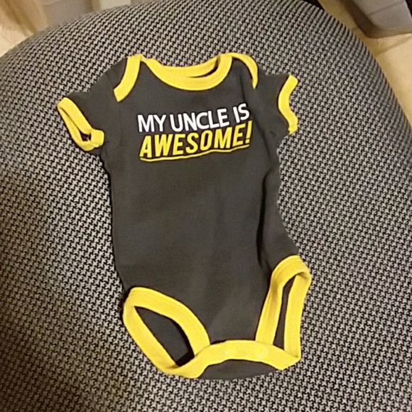 Carter's Other - Newborn onesie Carter's Other - Newborn onesie